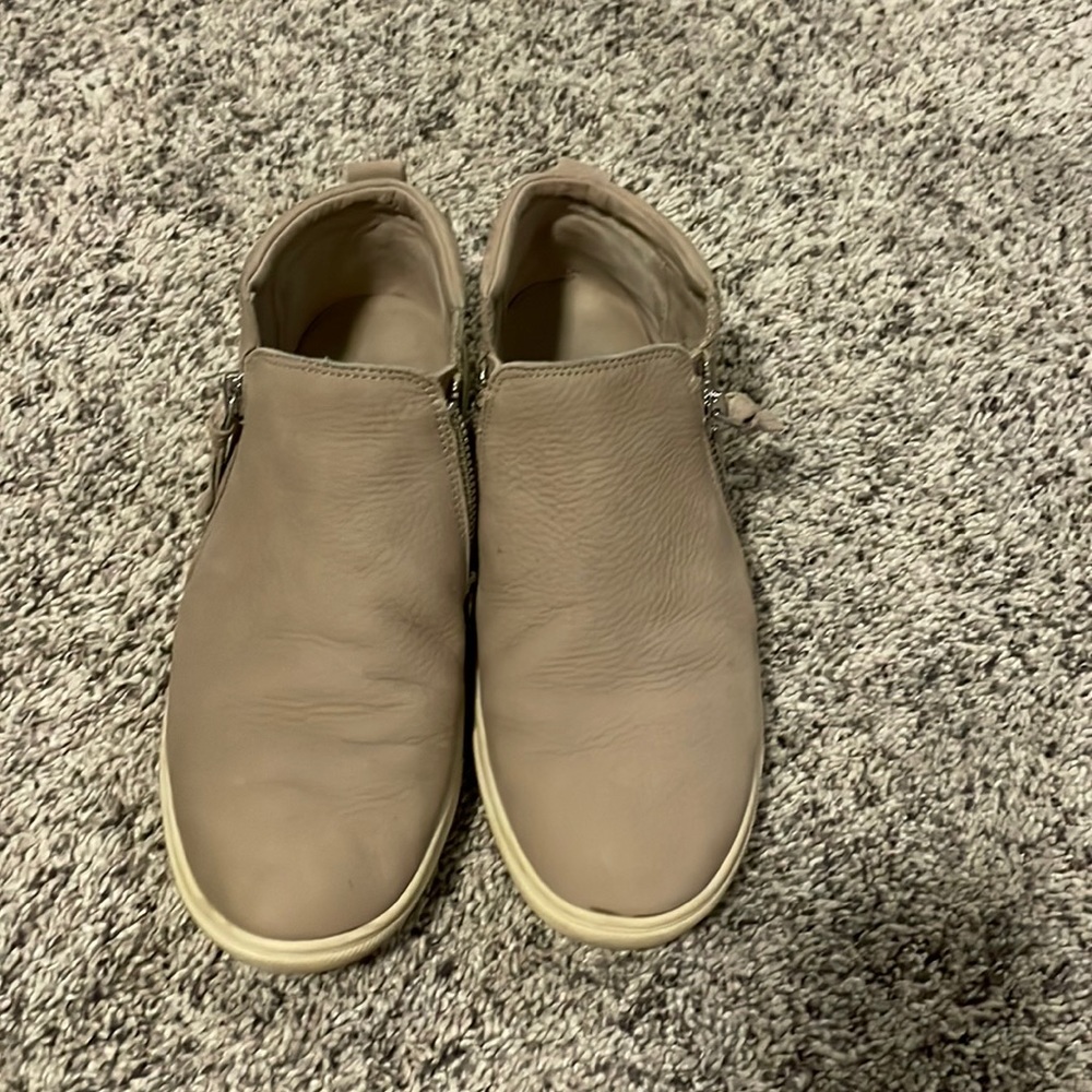 Fashion sneakers